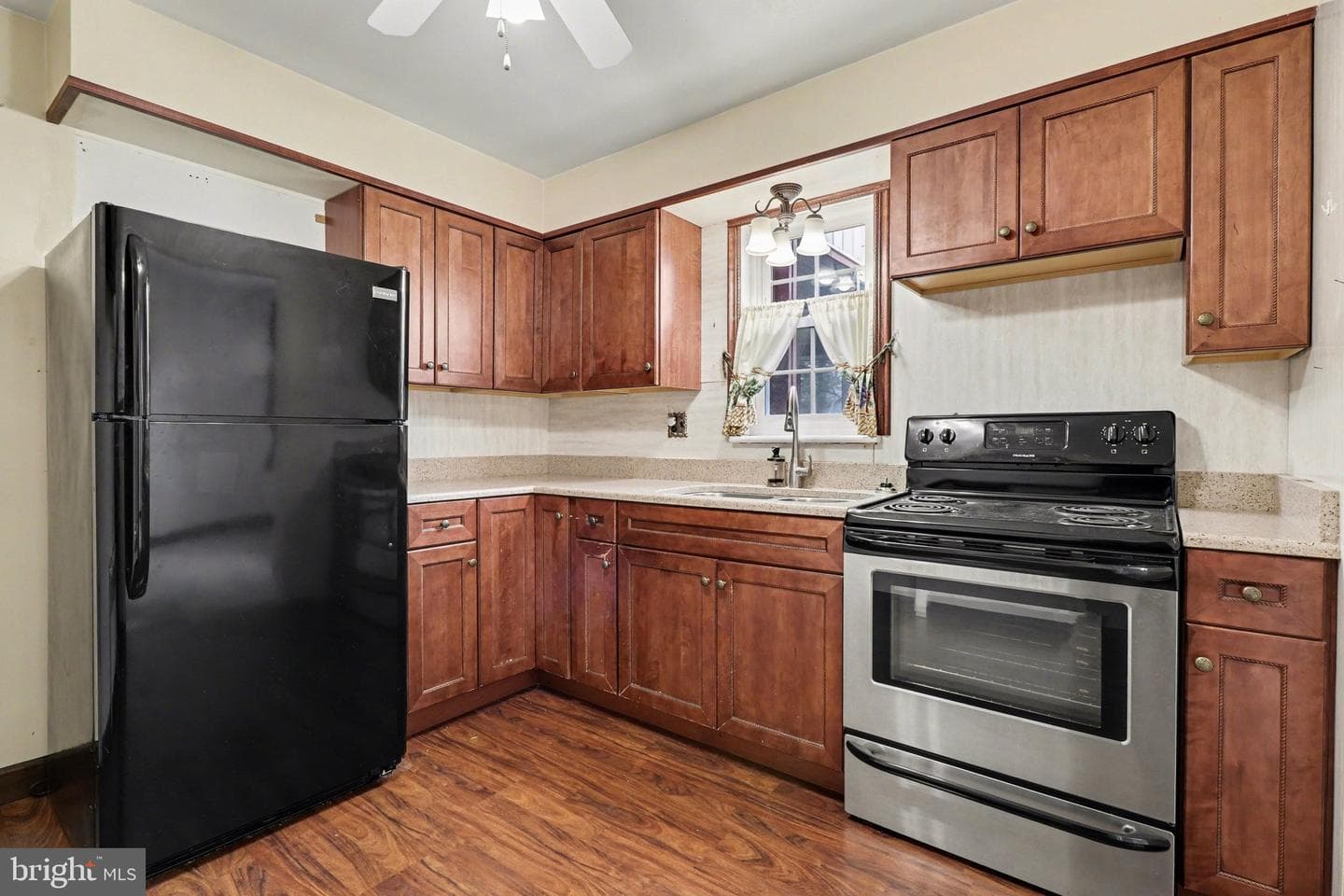 3606 Bonnyview Road photo 7