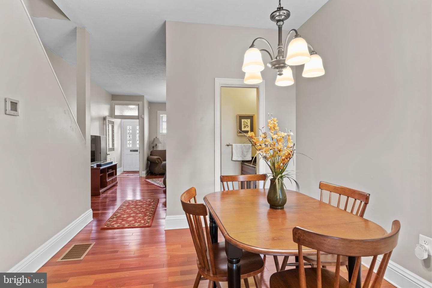 906 Green Street photo 7