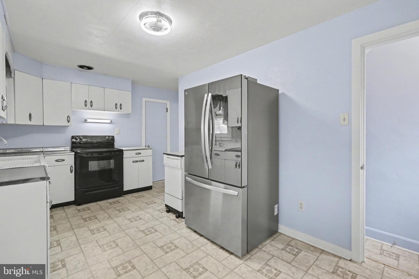5512 Larkin Avenue photo 11