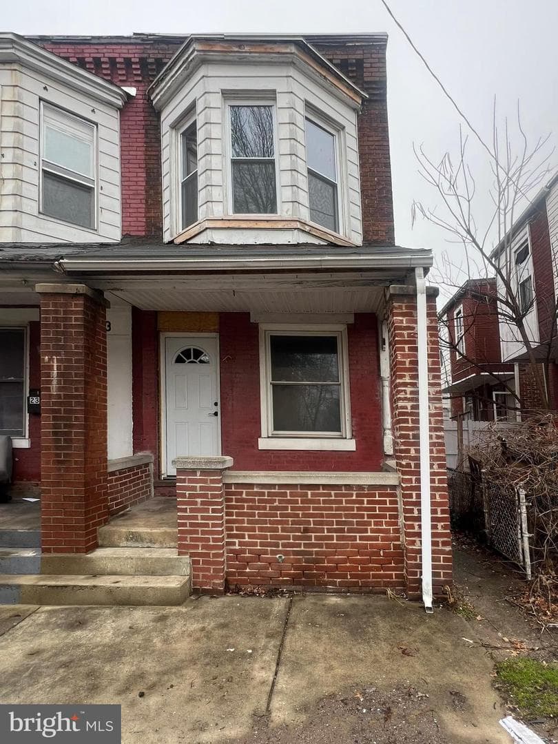 21 N Summit Street
