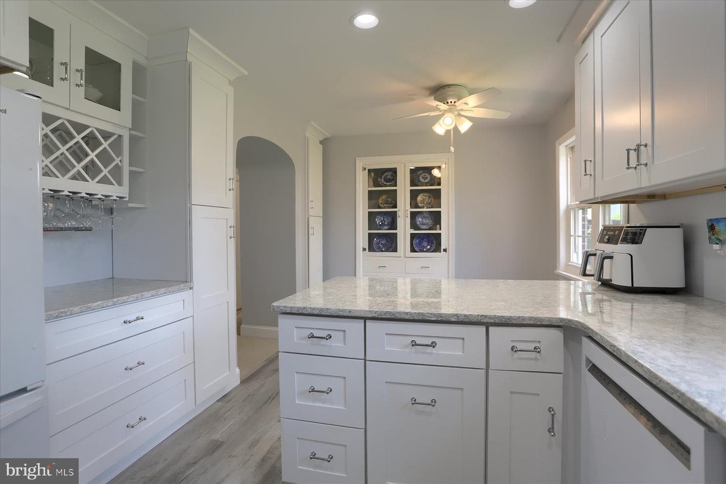 37 Wharton Avenue photo 18