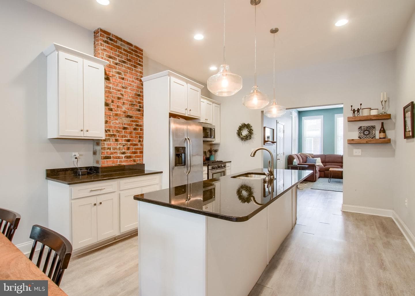 1730 Green Street photo 12