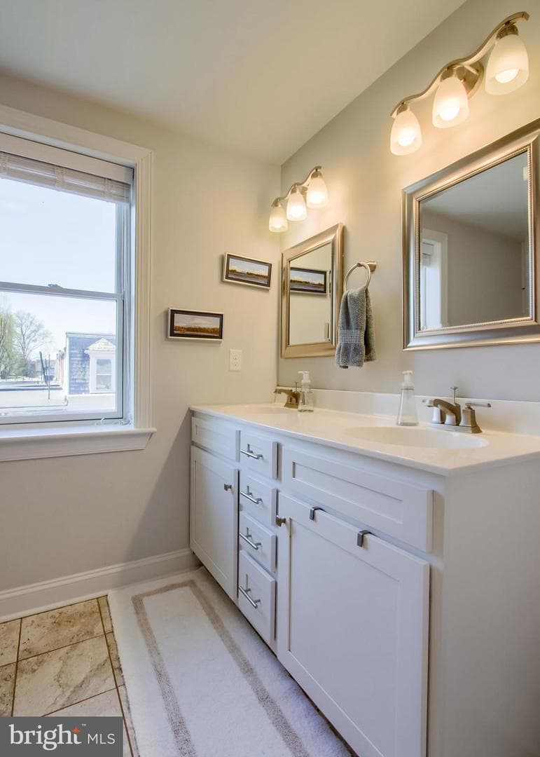 1730 Green Street photo 39