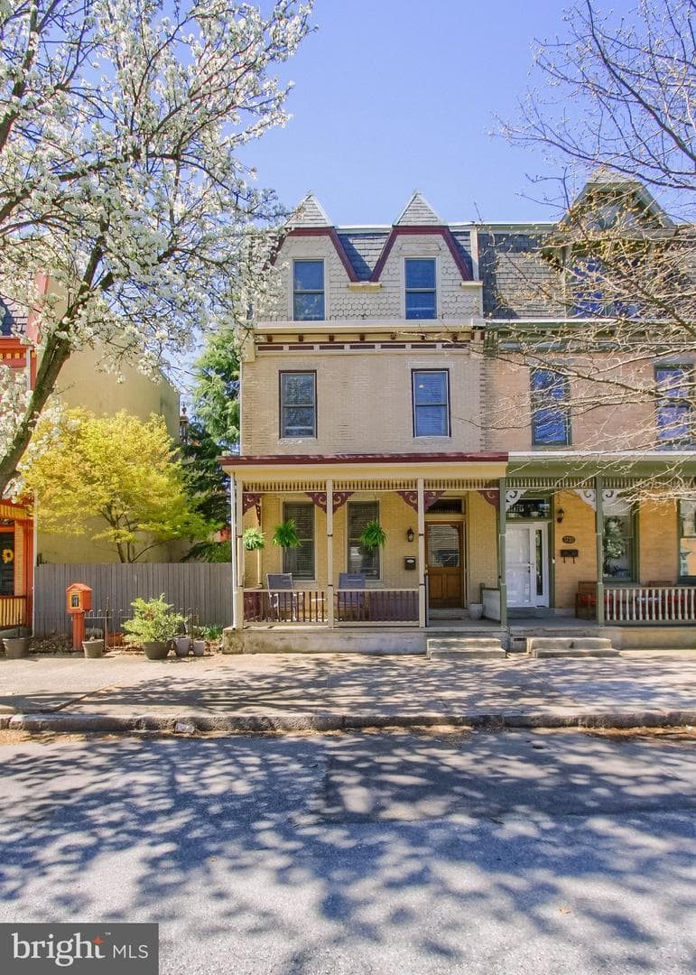 1730 Green Street photo 40