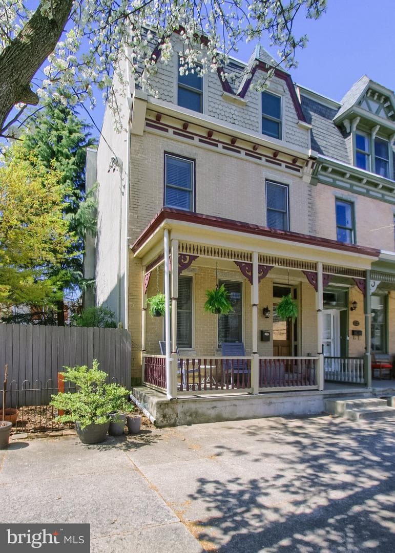 1730 Green Street photo 42
