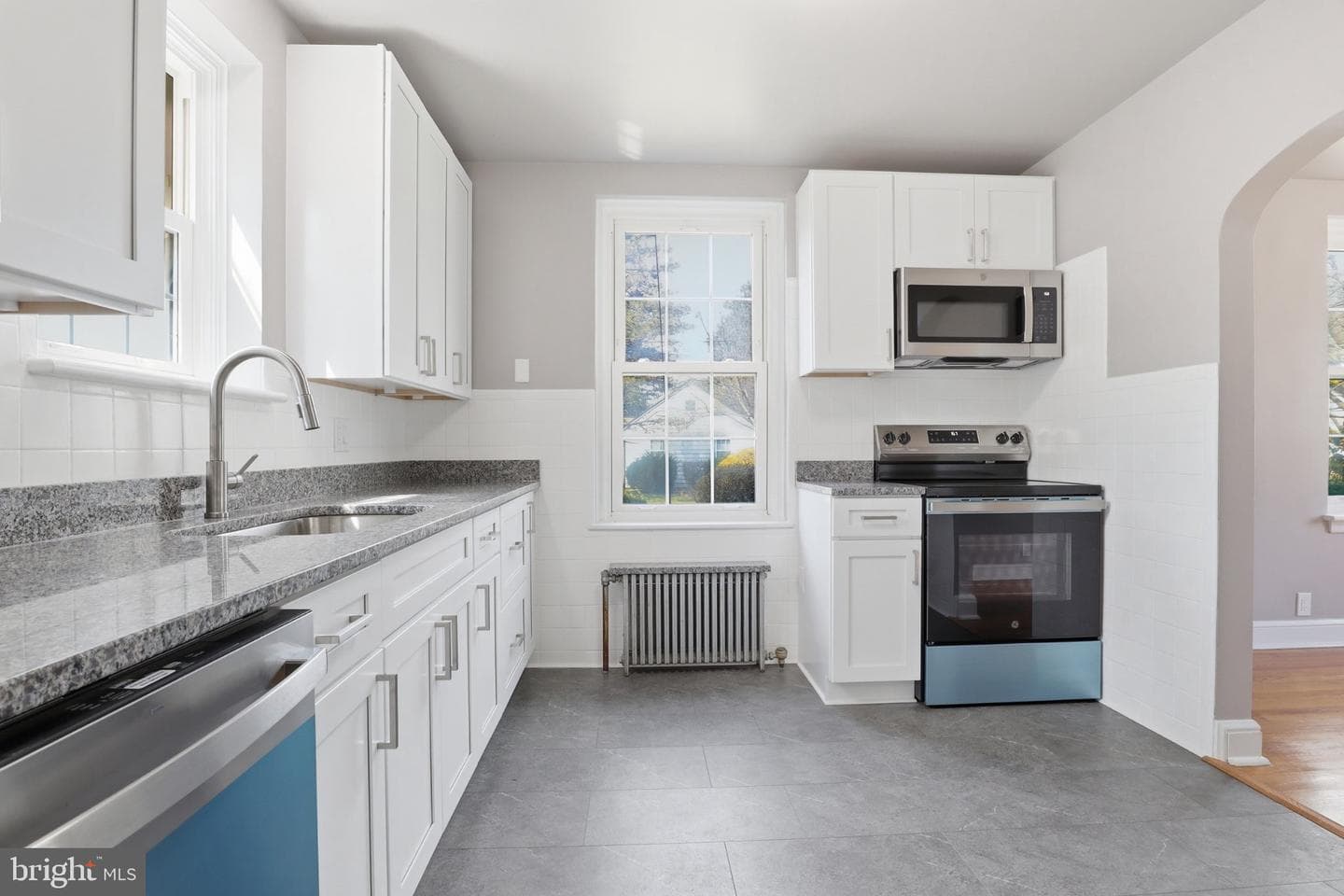 120 Maple Road photo 11