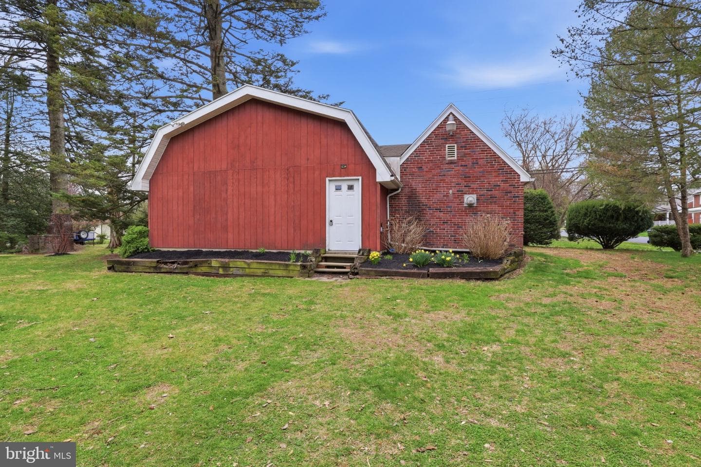 120 Maple Road photo 30
