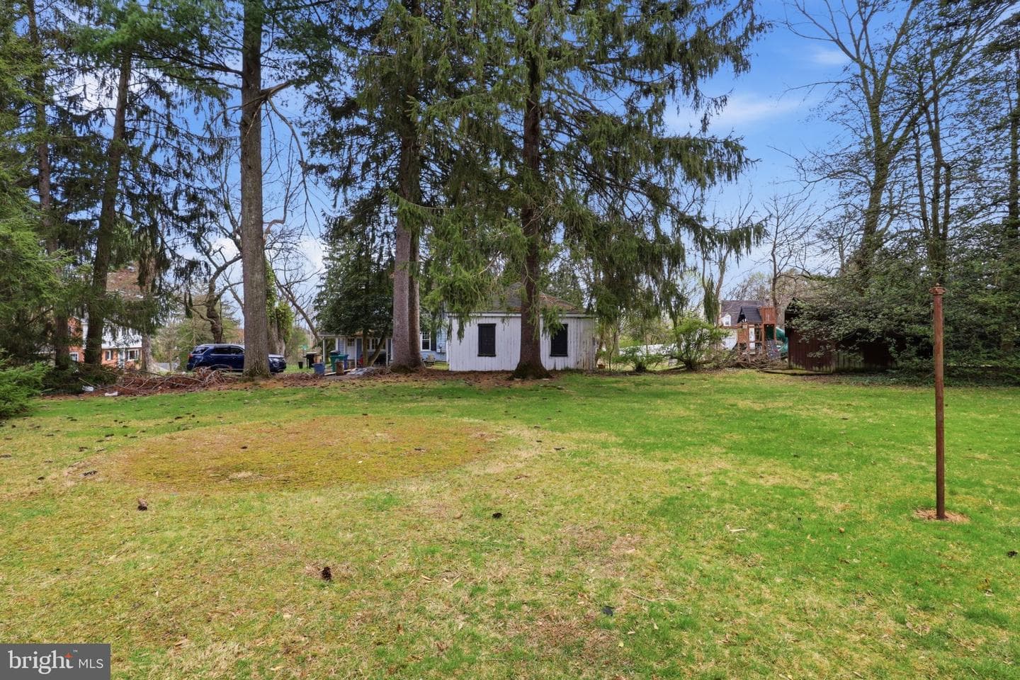 120 Maple Road photo 32