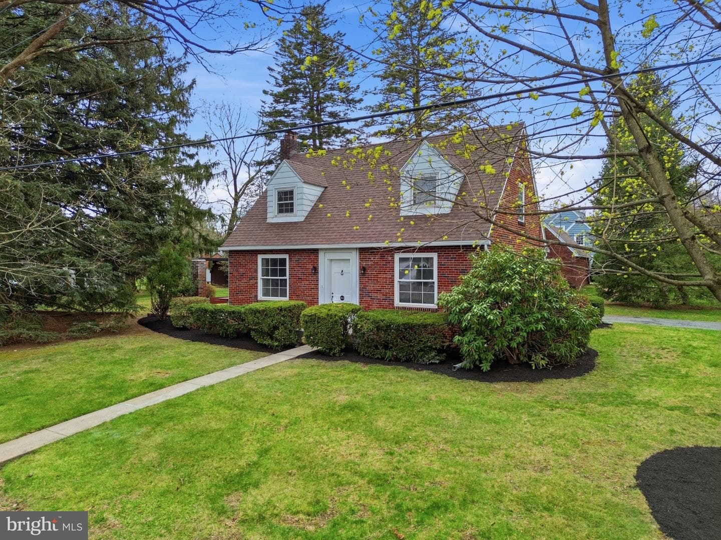 120 Maple Road photo 40