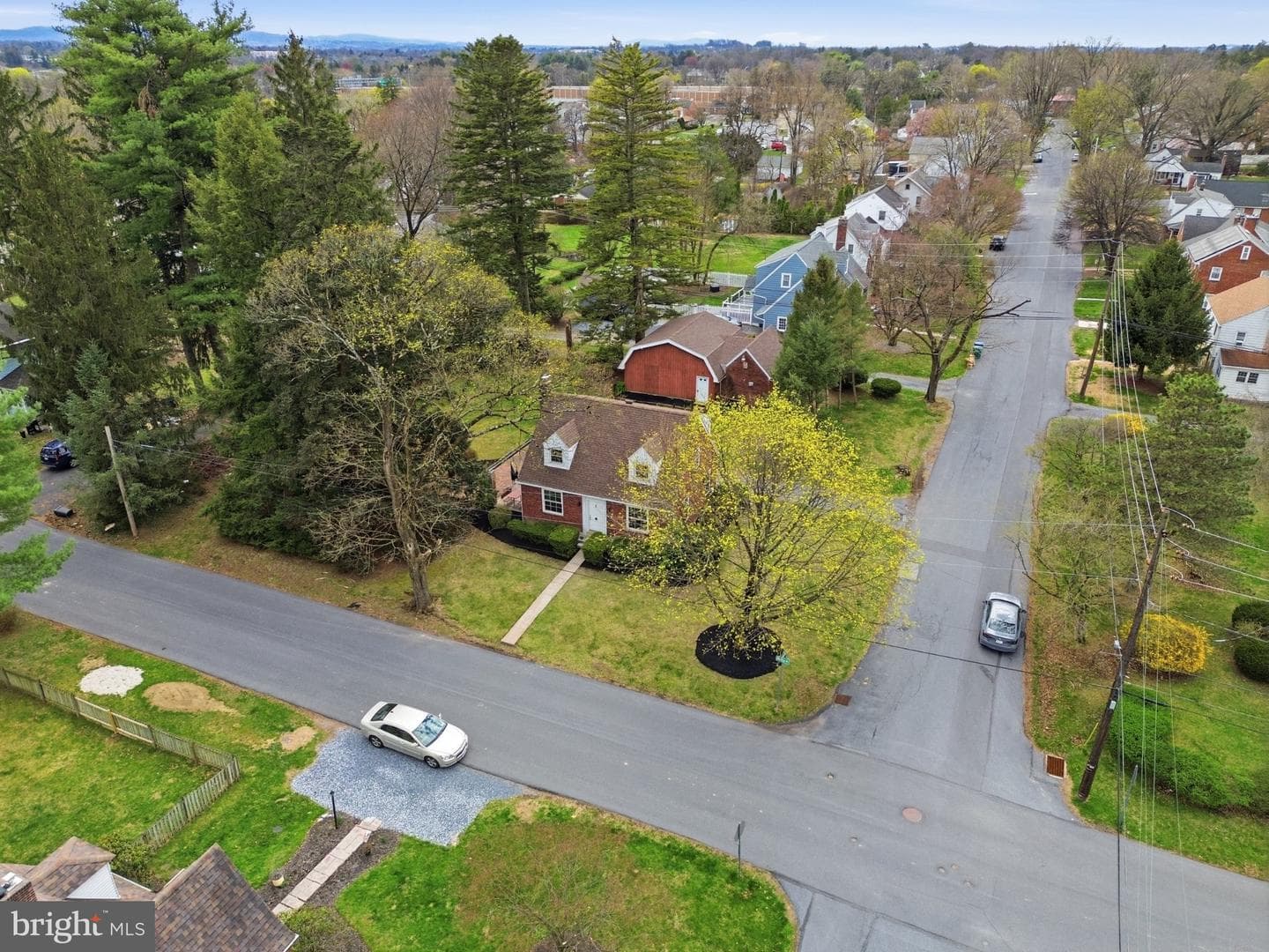 120 Maple Road photo 45