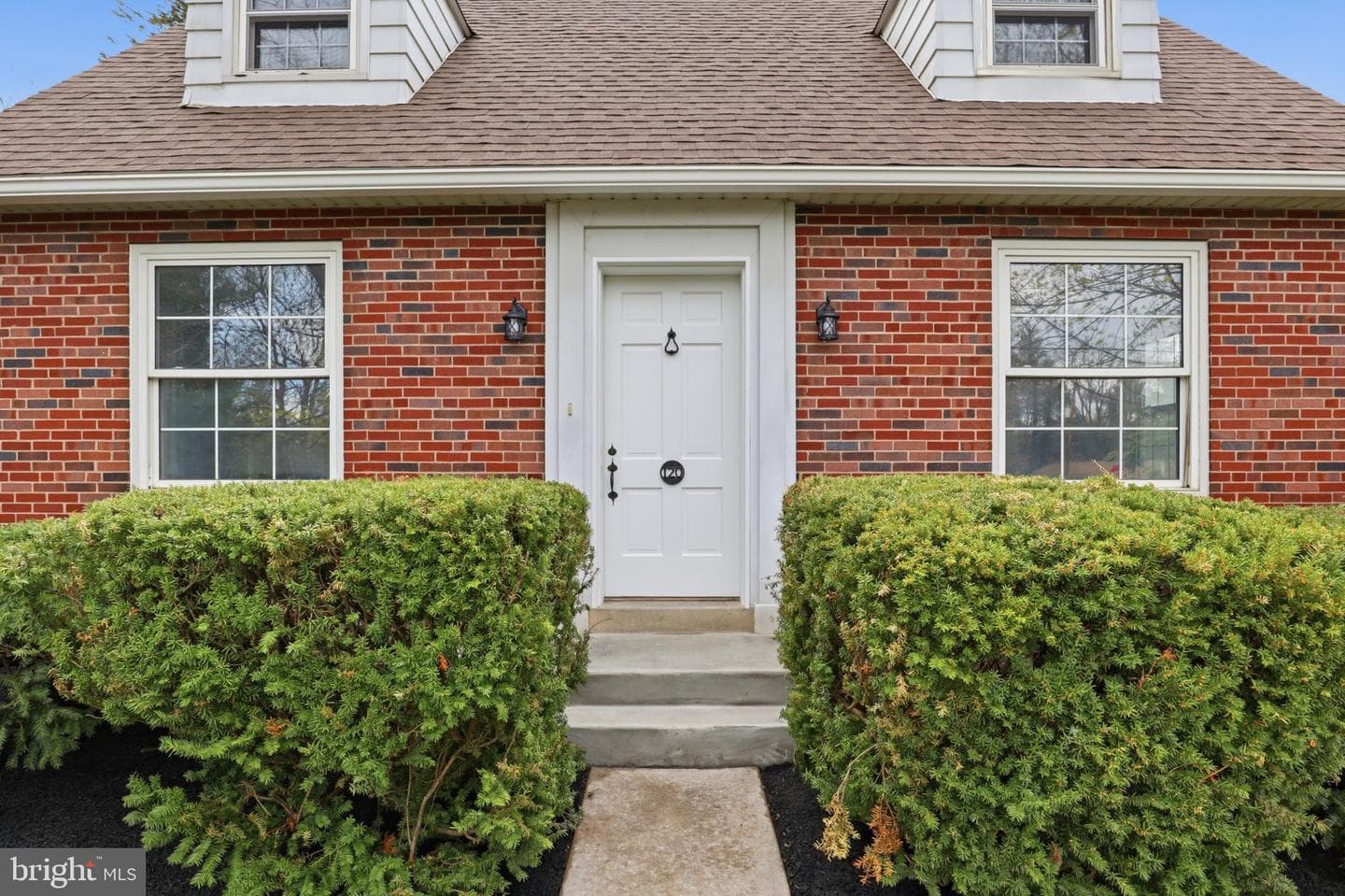 120 Maple Road photo 5