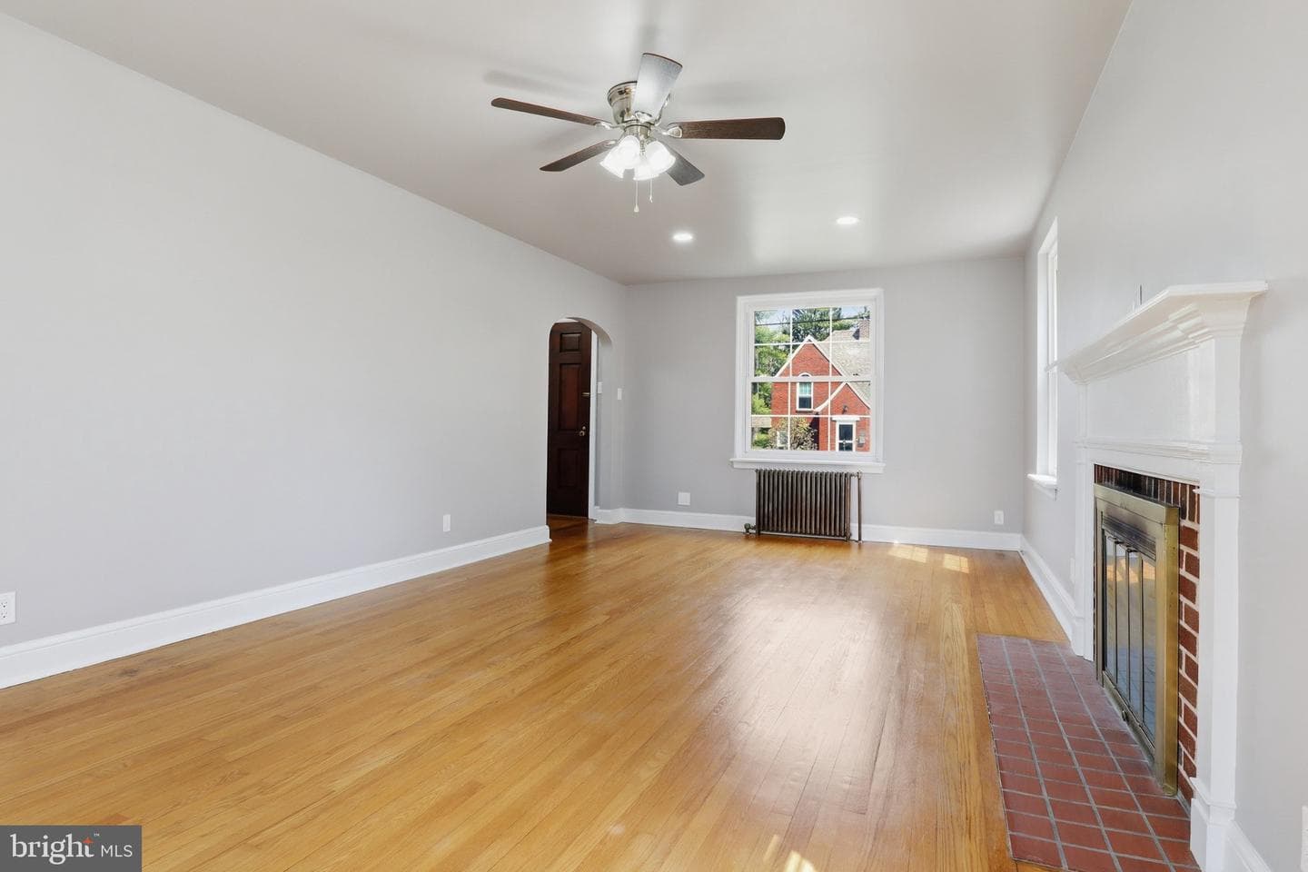 120 Maple Road photo 7