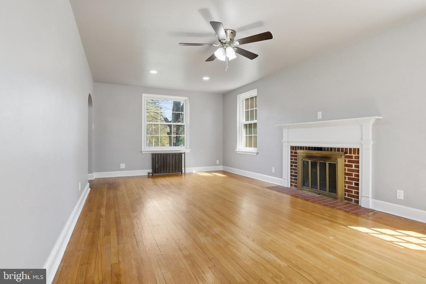 120 Maple Road photo 9