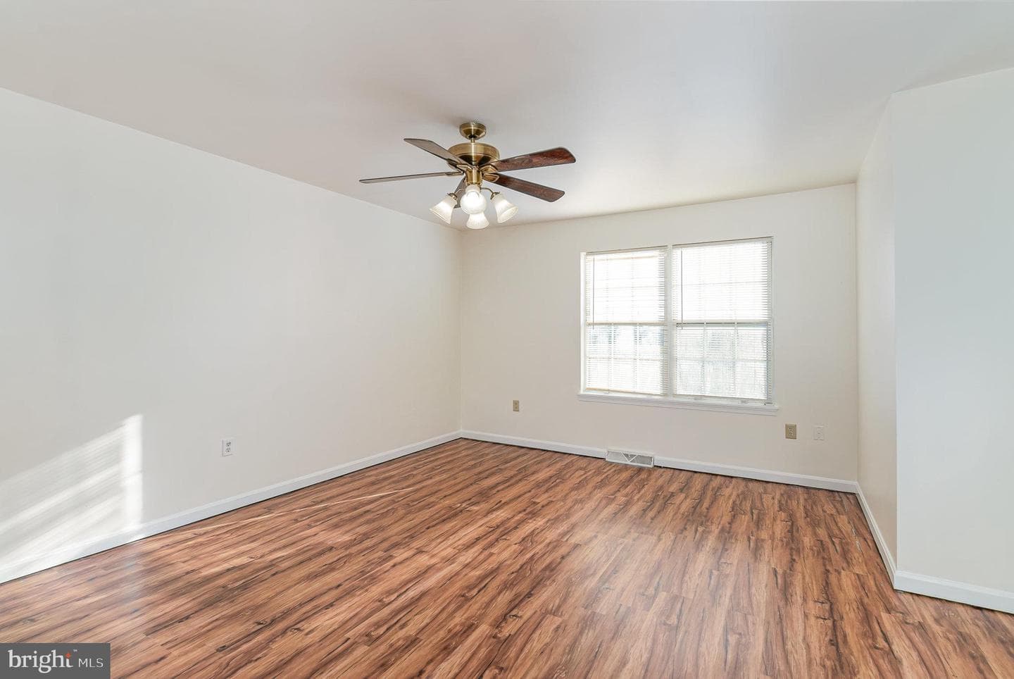 6280 Spring Knoll Drive photo 18