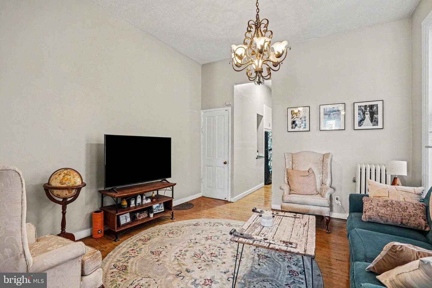 231 Boas Street photo 9