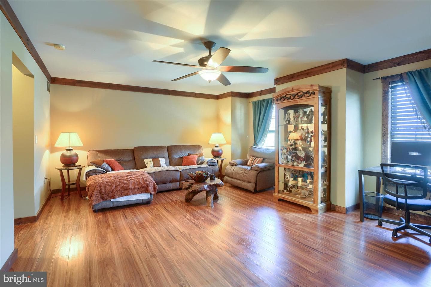 12 Edgewater Drive photo 25