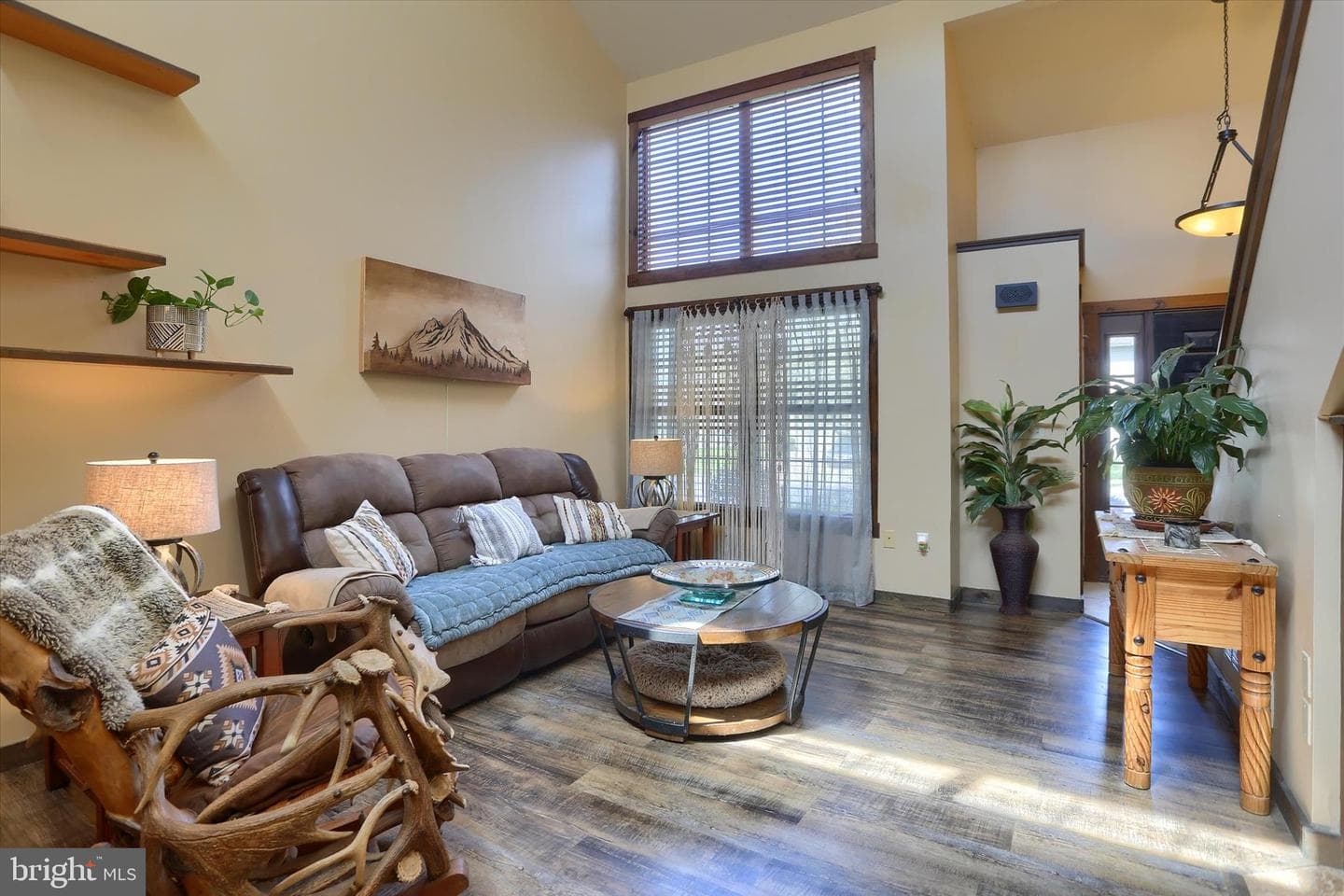 12 Edgewater Drive photo 7