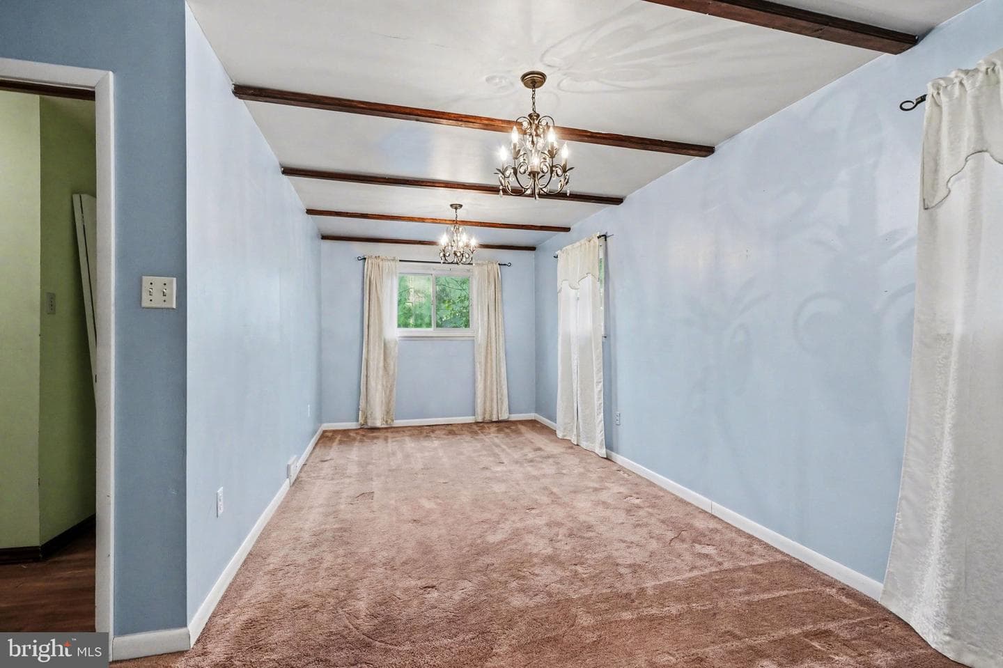 907 Meadow Lane photo 11