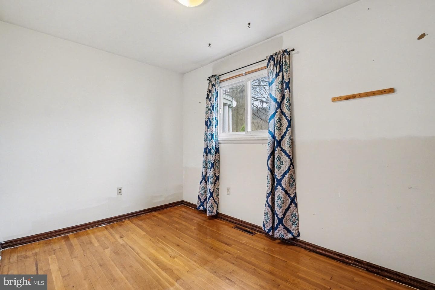 907 Meadow Lane photo 13