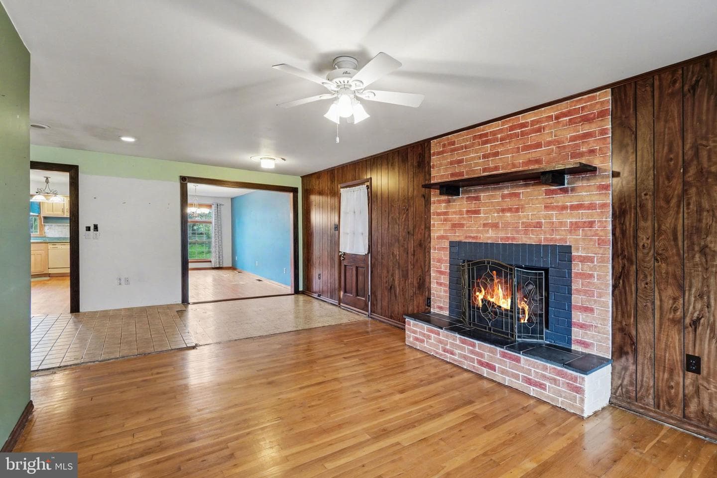 907 Meadow Lane photo 19
