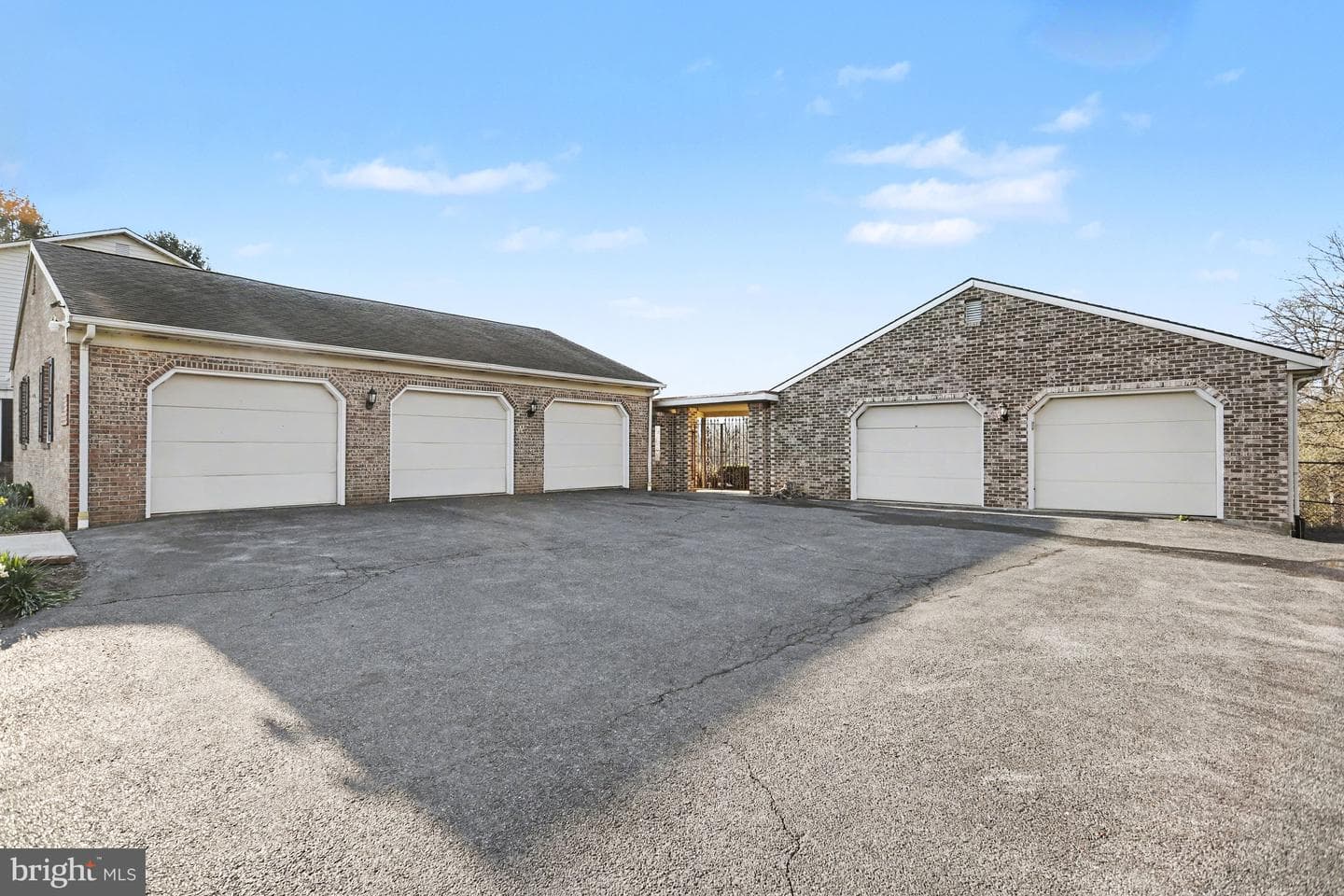 7204 Charles Drive photo 4