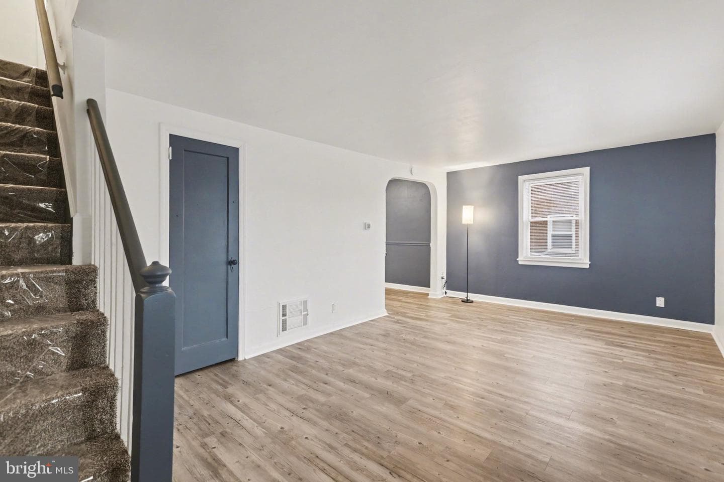 3712 Derry Street photo 4