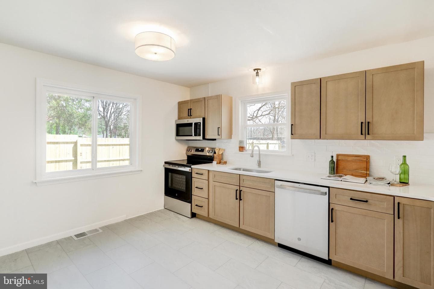 8077 Fox Mill Road photo 9