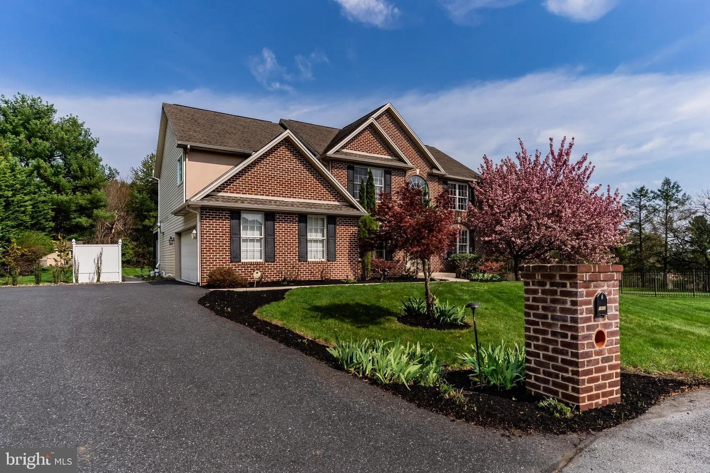 1517 Smokehouse Lane photo 3
