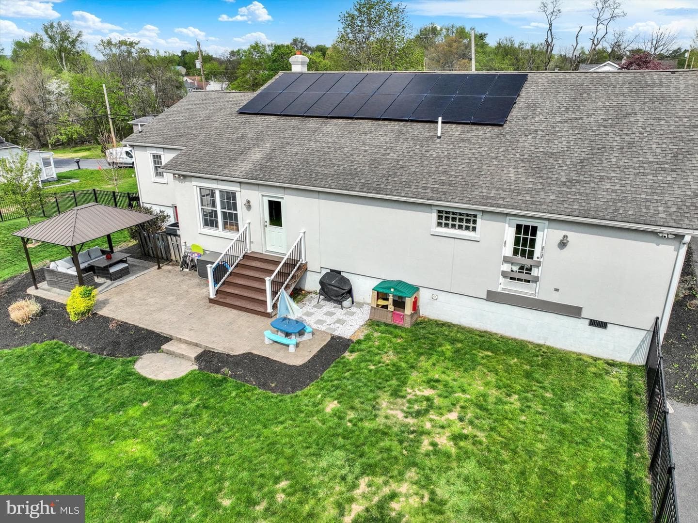 144 S Lockwillow Avenue photo 32
