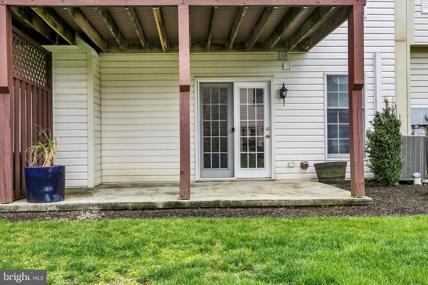 2015 Southpoint Drive photo 44