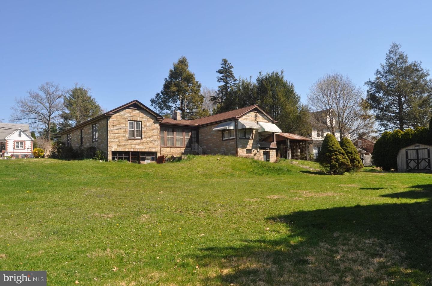 926 State Street photo 28