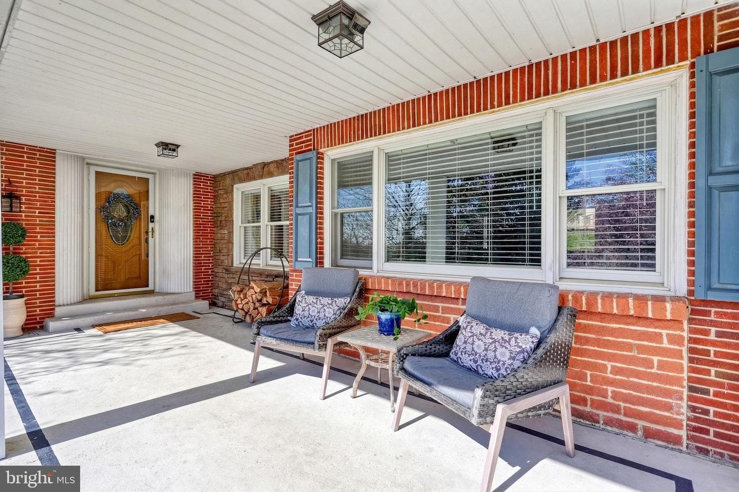 611 Garden Drive photo 4