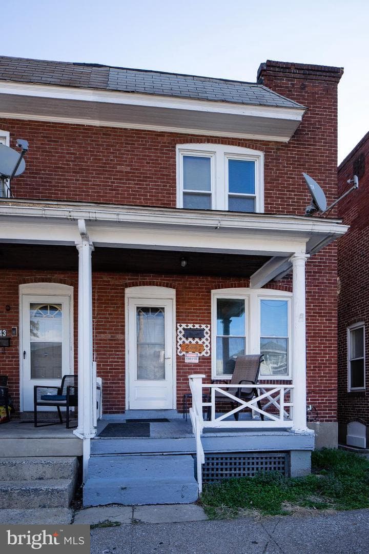2441 Penn Street photo 3