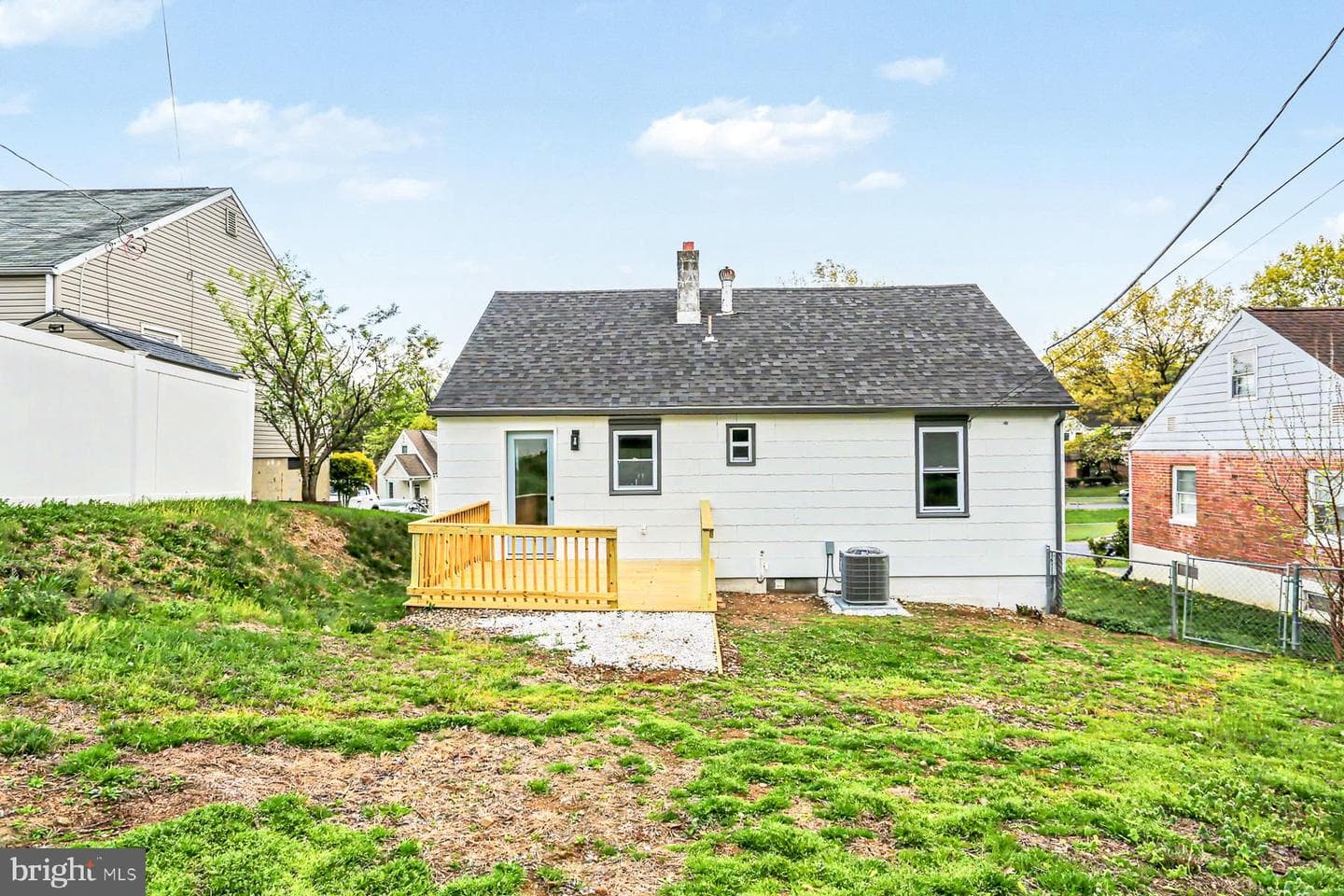 3984 Williams Street photo 25