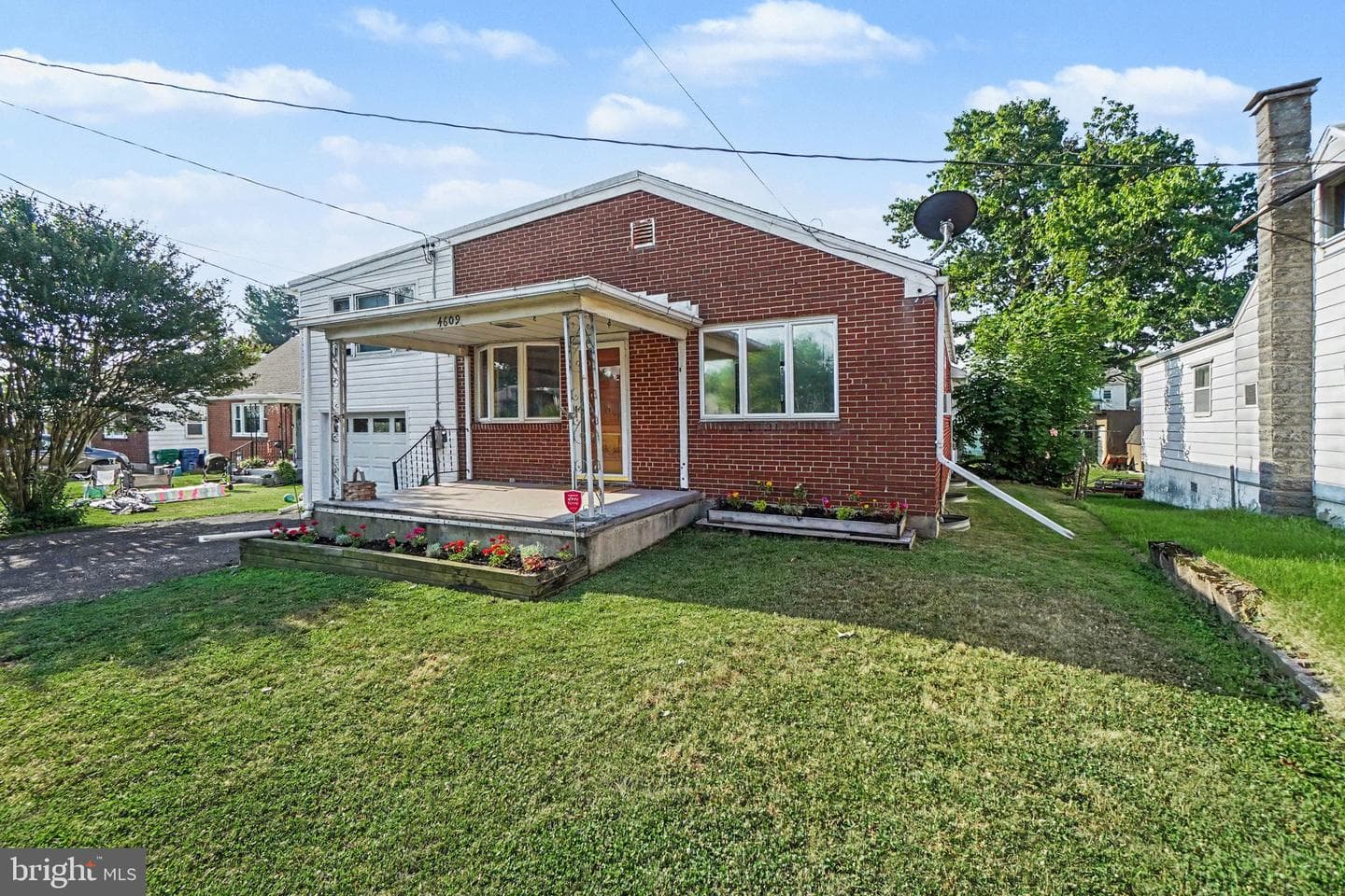 4609 Marblehead St photo 3