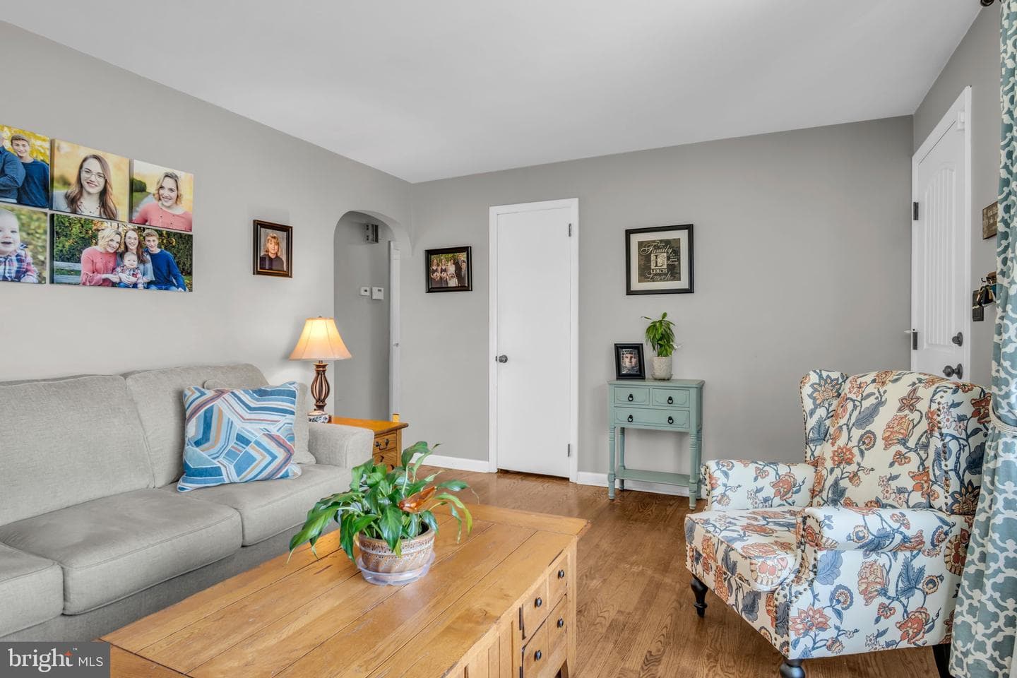 81 Peach Avenue photo 5