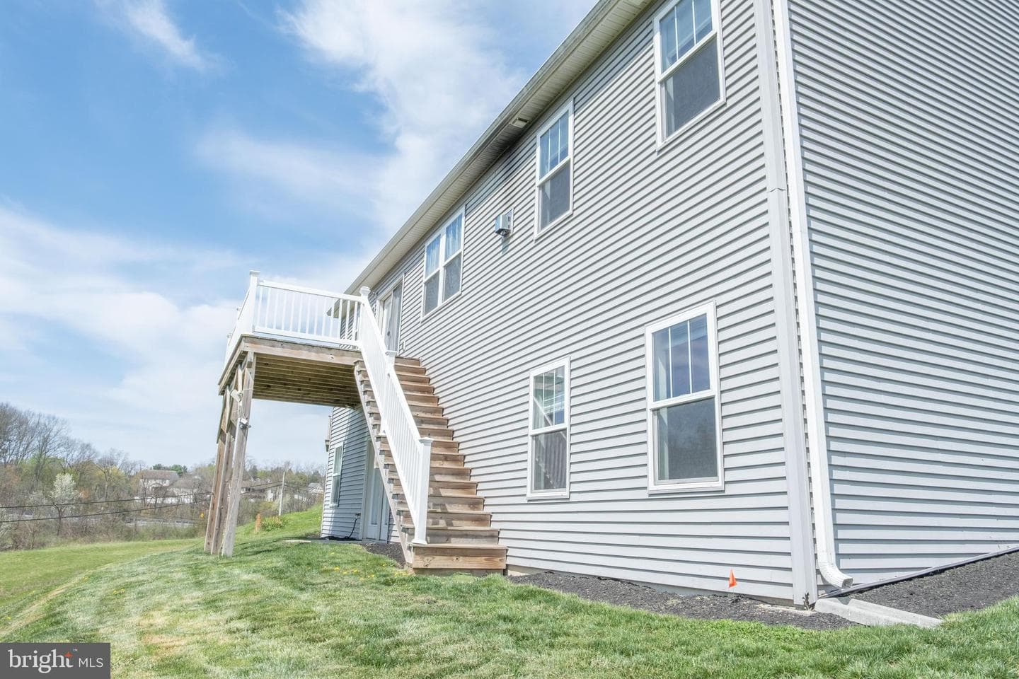 6042 Station Circle Road photo 4