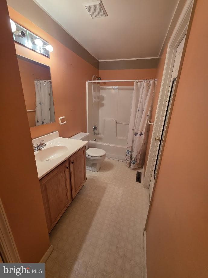 8651 Presidents Drive photo 9