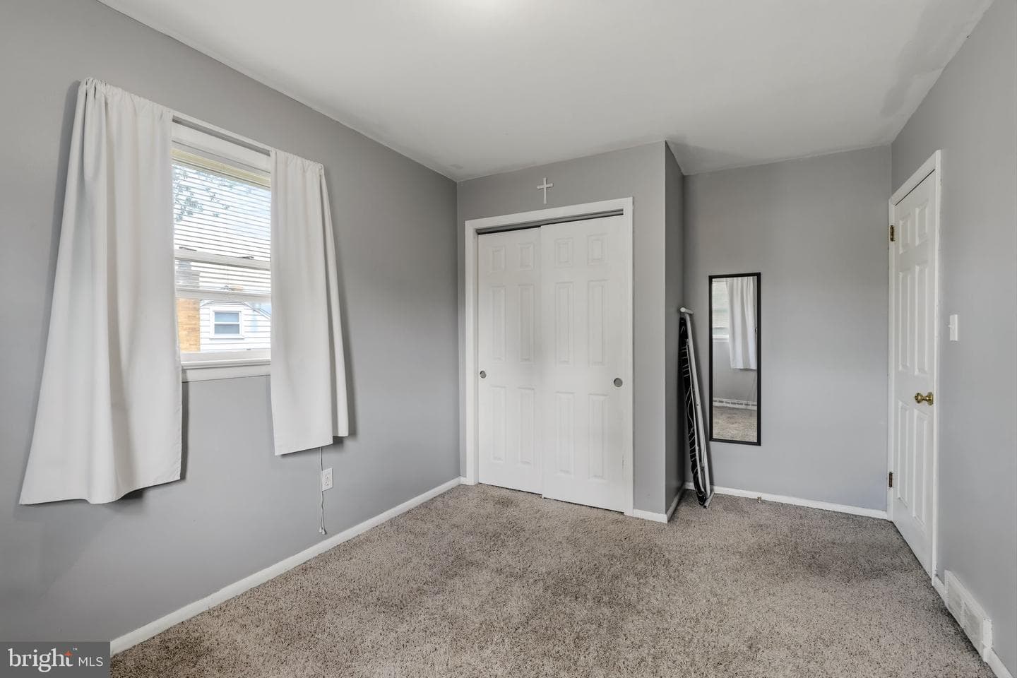 507 Clermont Drive photo 21