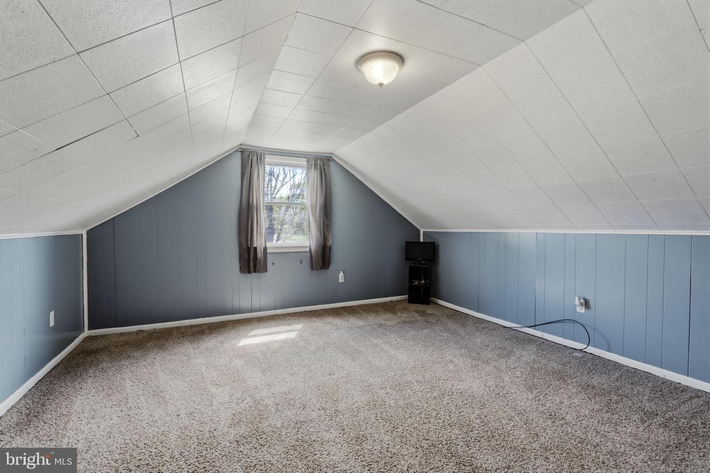 507 Clermont Drive photo 24