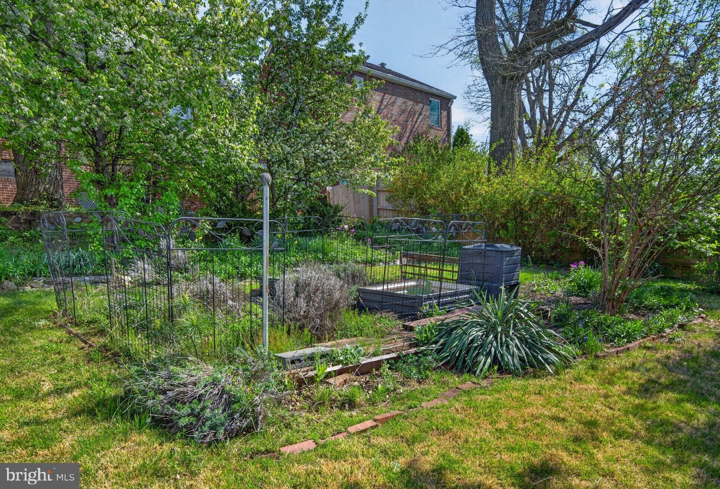 2817 Boas Street photo 32