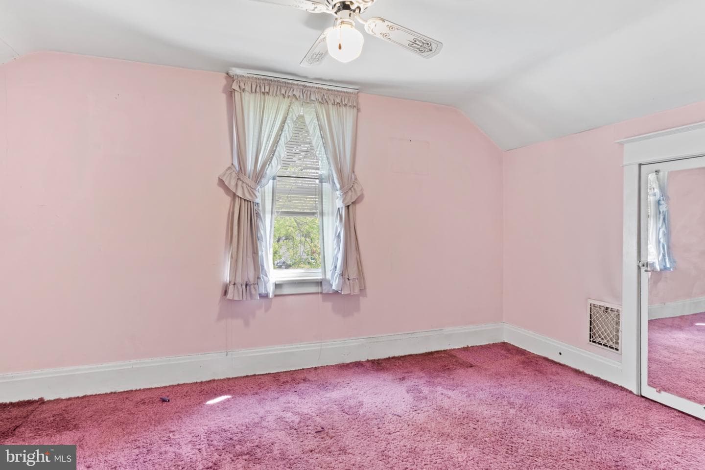 3513 Beaufort Street photo 23