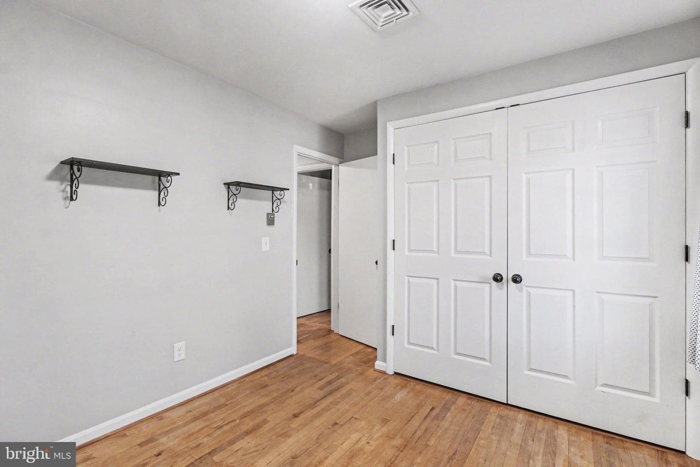 1416 Bradley Avenue photo 20