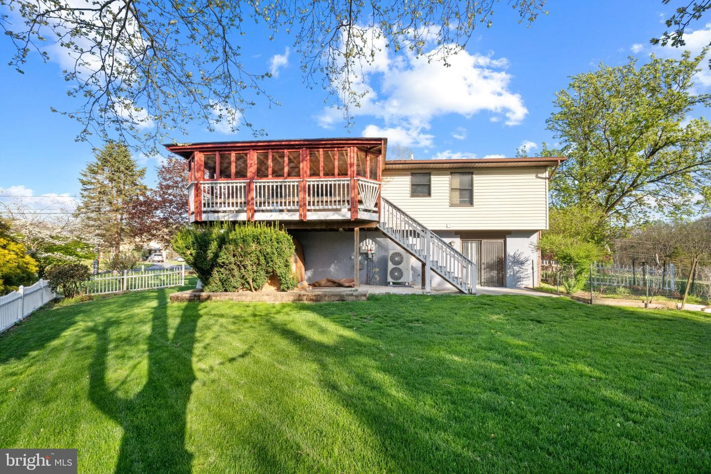 316 Sarhelm Road photo 25