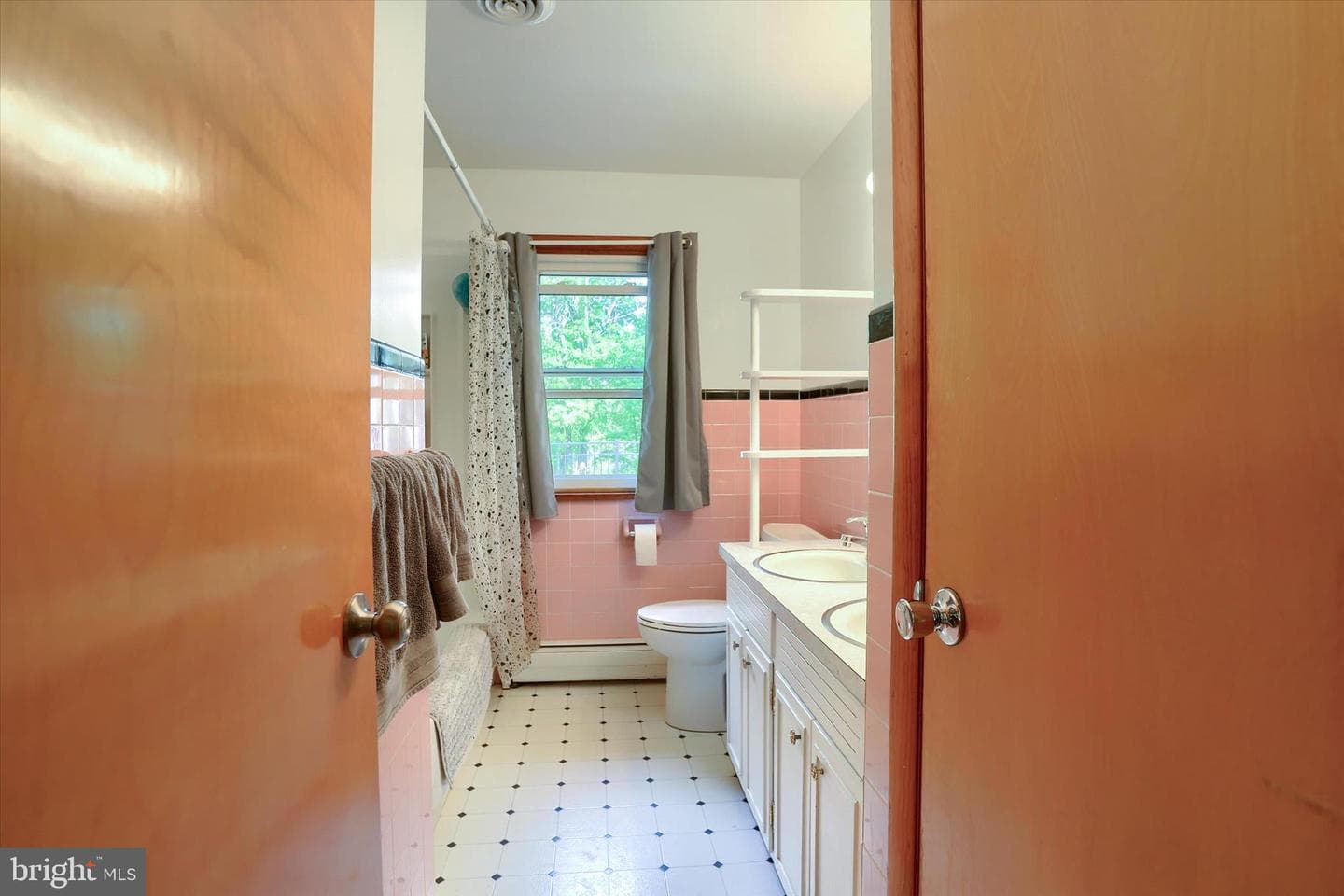 1401 La Carr Lane photo 16