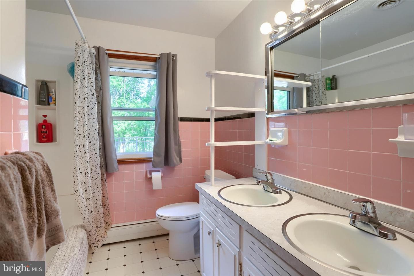 1401 La Carr Lane photo 17