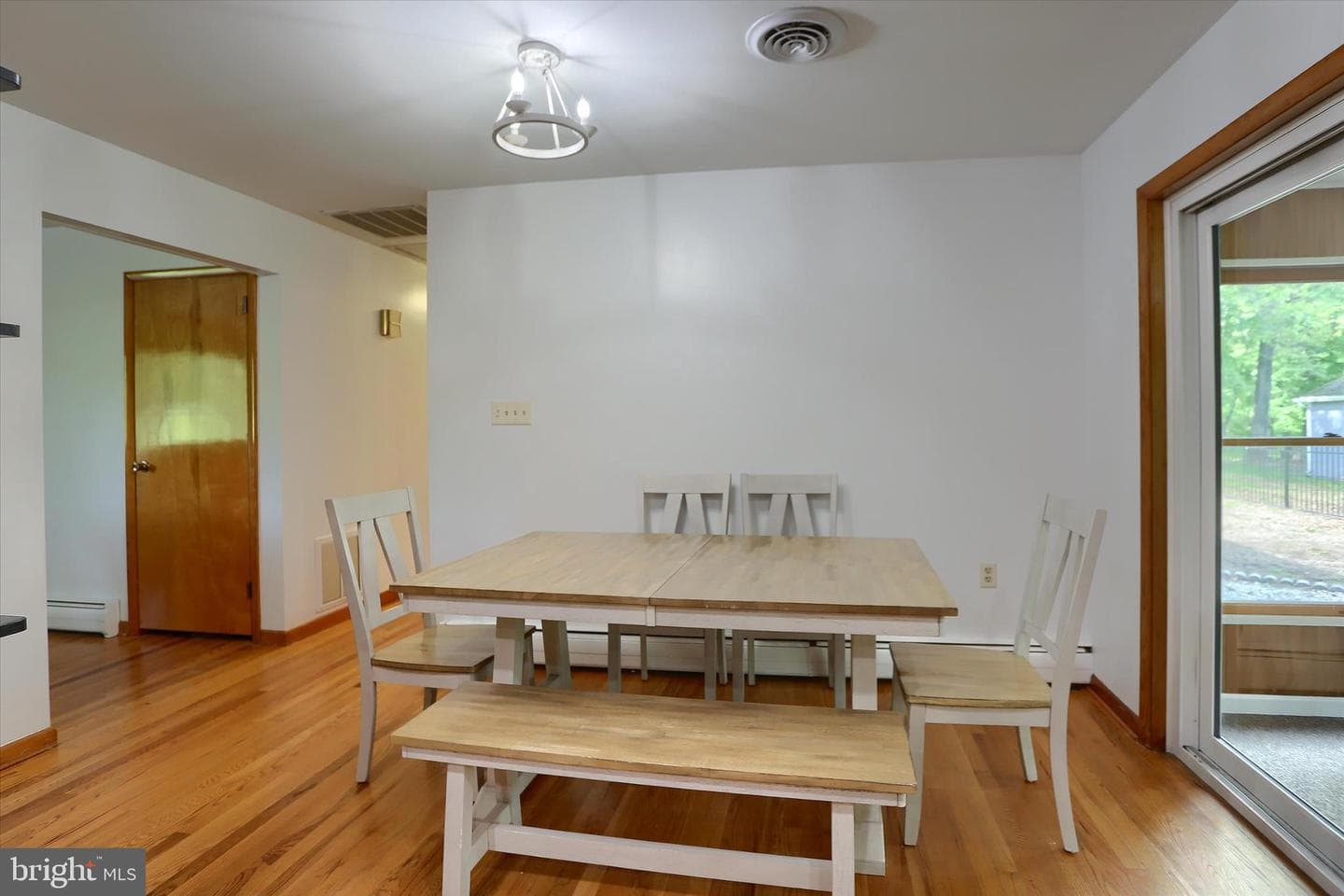 1401 La Carr Lane photo 8