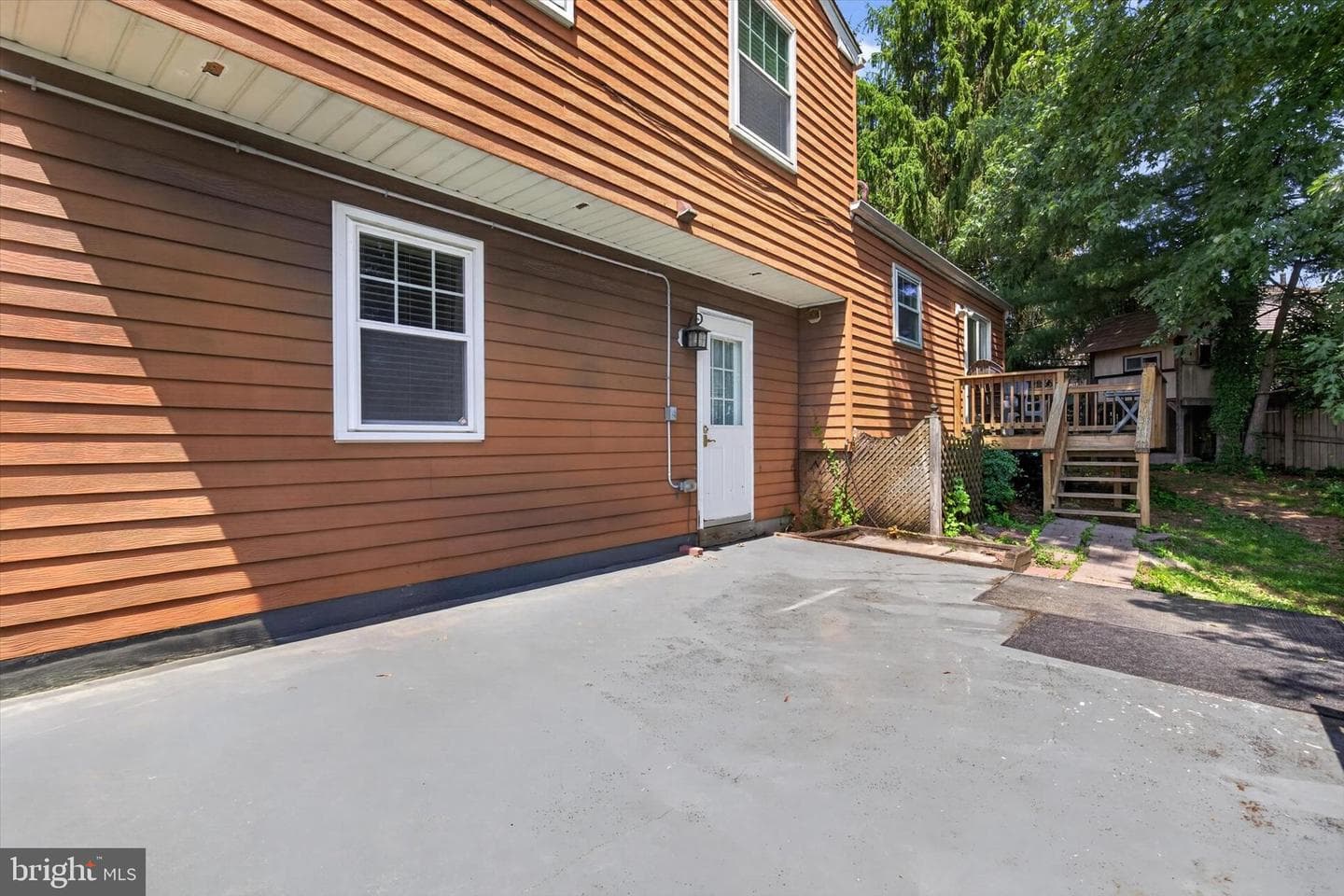 826 Lark Drive photo 30