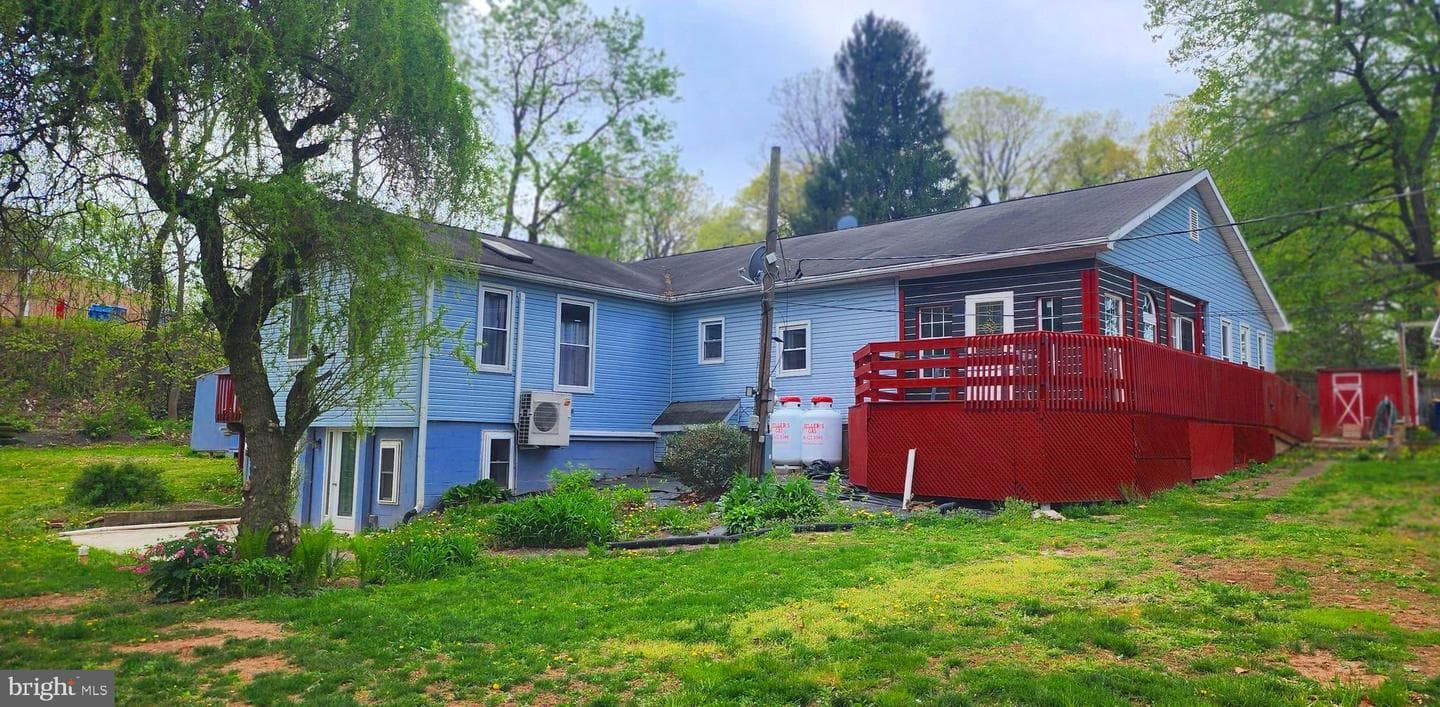 834 Oberlin Road, Middletown