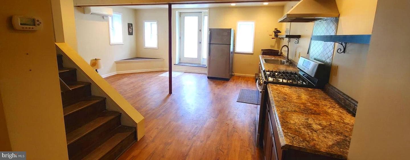 834 Oberlin Road photo 20